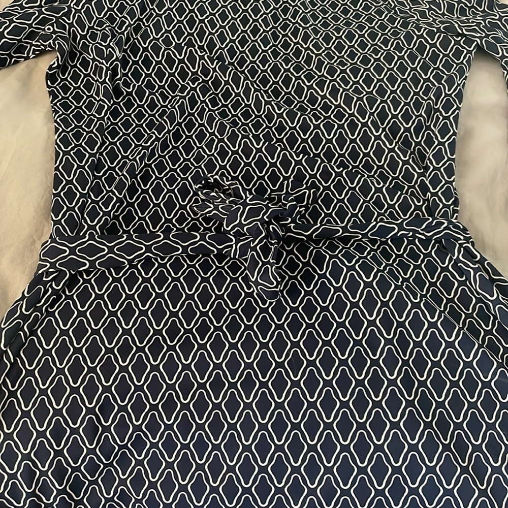 Talbots Navy and white medium petite dress with tied waist - Picture 6 of 9